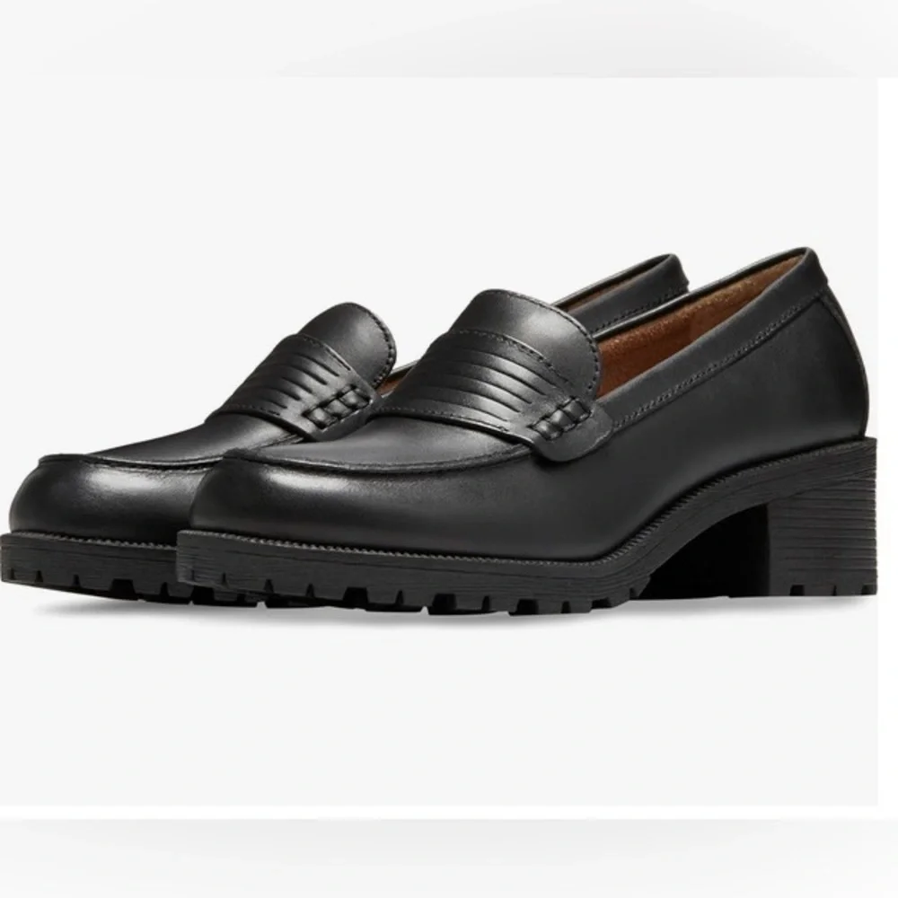 Eastland Women’s Black Loafers - Picture 2 of 10